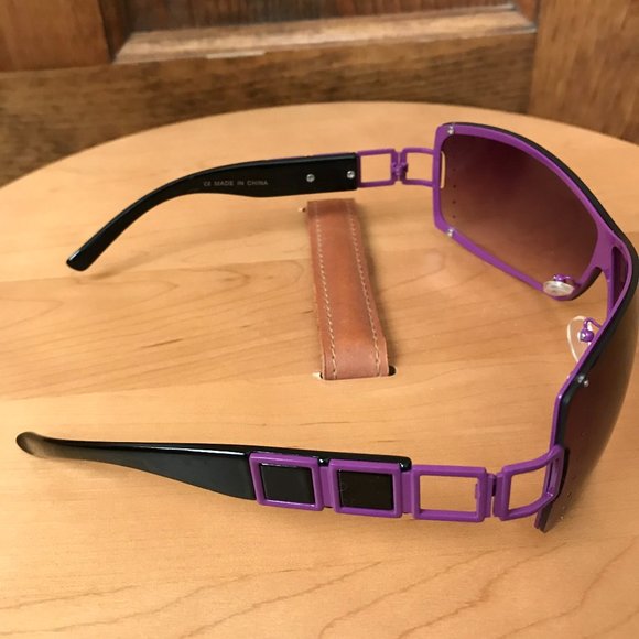 FINAL PRICE - Purple Wrap-Around Full Frame Sunglasses #12 - Picture 5 of 8